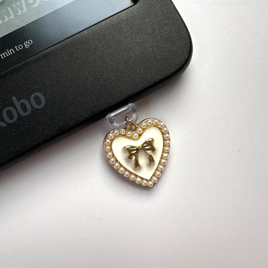 Bow E-reader Charm